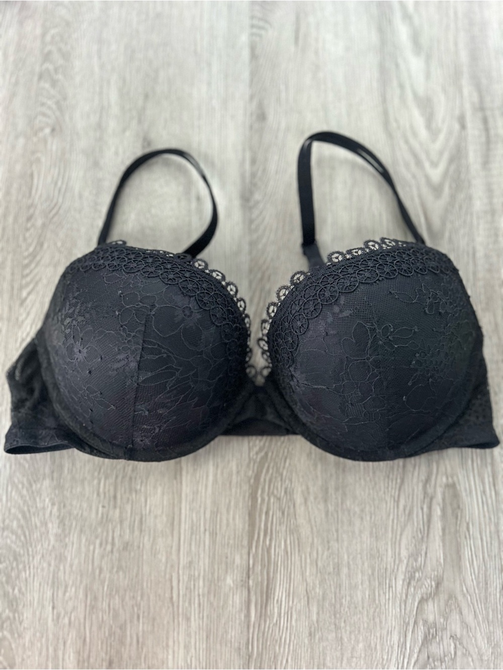 Black Victoria secret bra